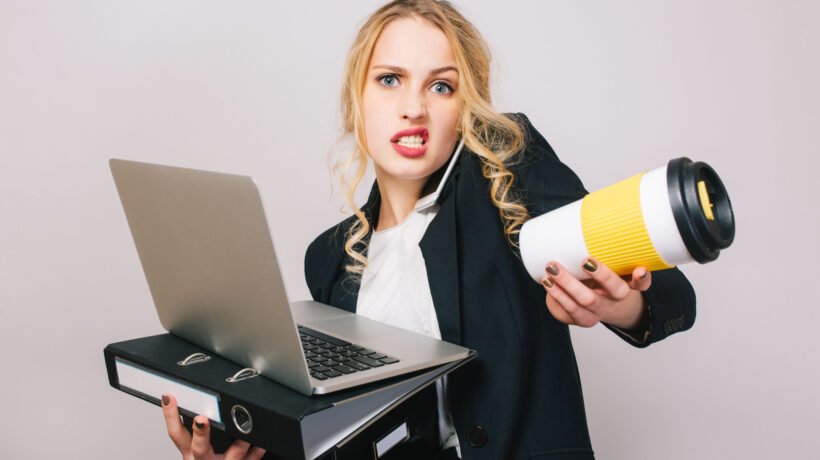 5 Errores Comunes en Redes Sociales que Alejan a tus Clientes (y Cómo Evitarlos)